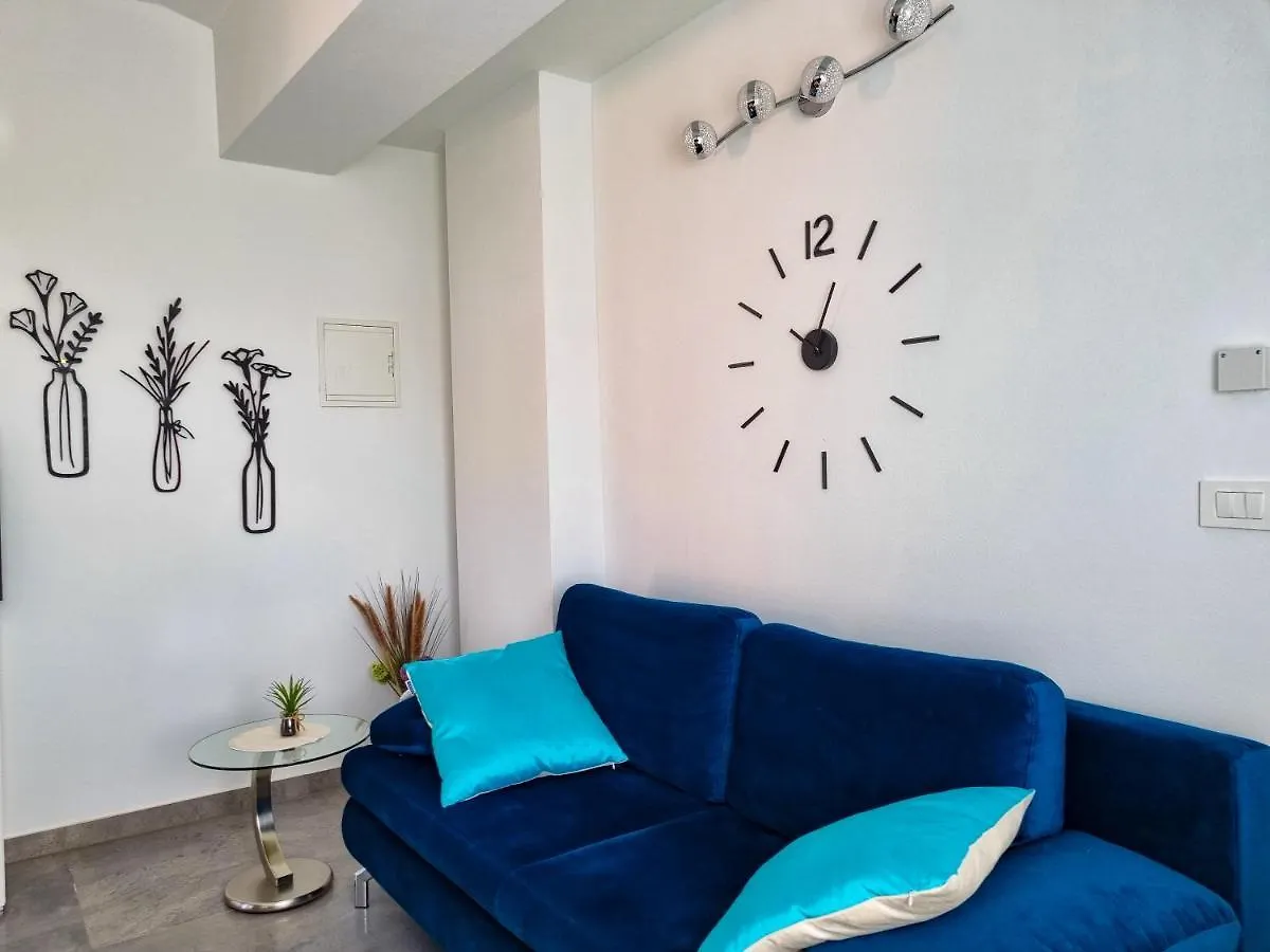 Ferienwohnung Juli No 2 Poreč Apartment